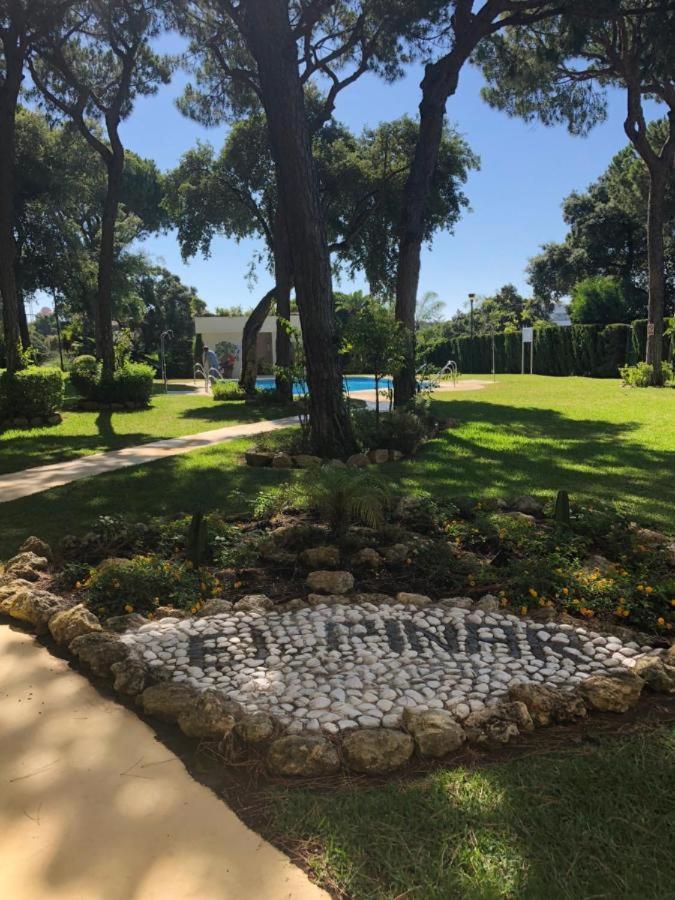Ansa Beach Apartment - Cabopino, Marbella - Garden Level Екстериор снимка
